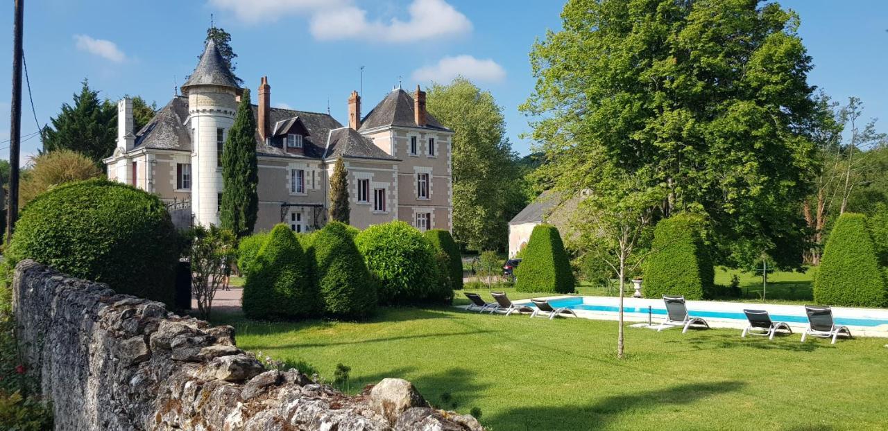 Bed and Breakfast Le Moulin De Francueil Exterior foto